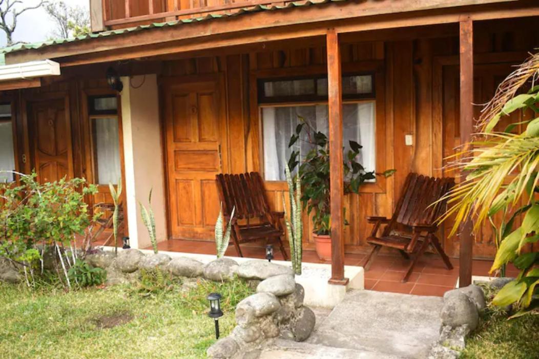 Cowboy Hostel - Habitaciones Con Bano Privado Monteverde ภายนอก รูปภาพ