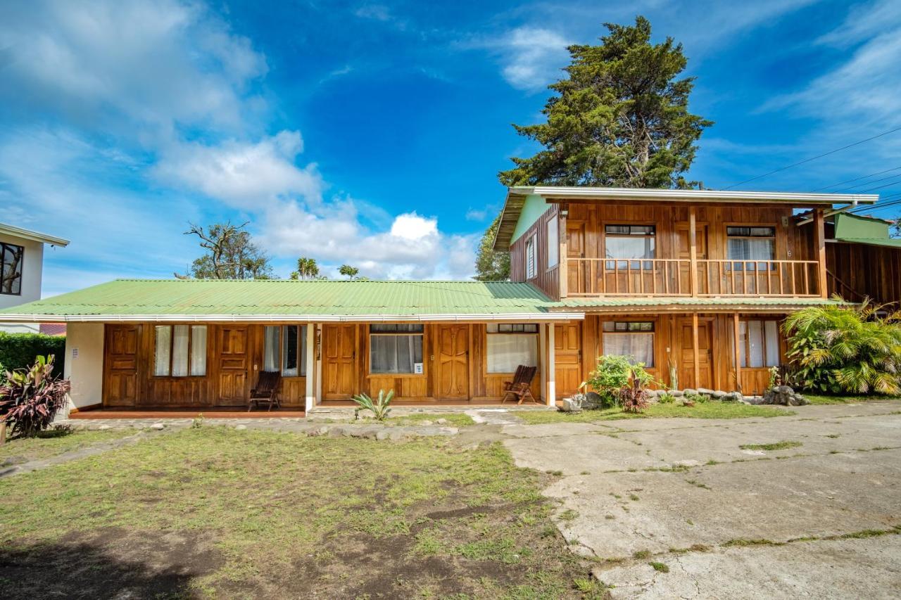 Cowboy Hostel - Habitaciones Con Bano Privado Monteverde ภายนอก รูปภาพ