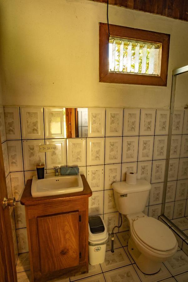 Cowboy Hostel - Habitaciones Con Bano Privado Monteverde ภายนอก รูปภาพ